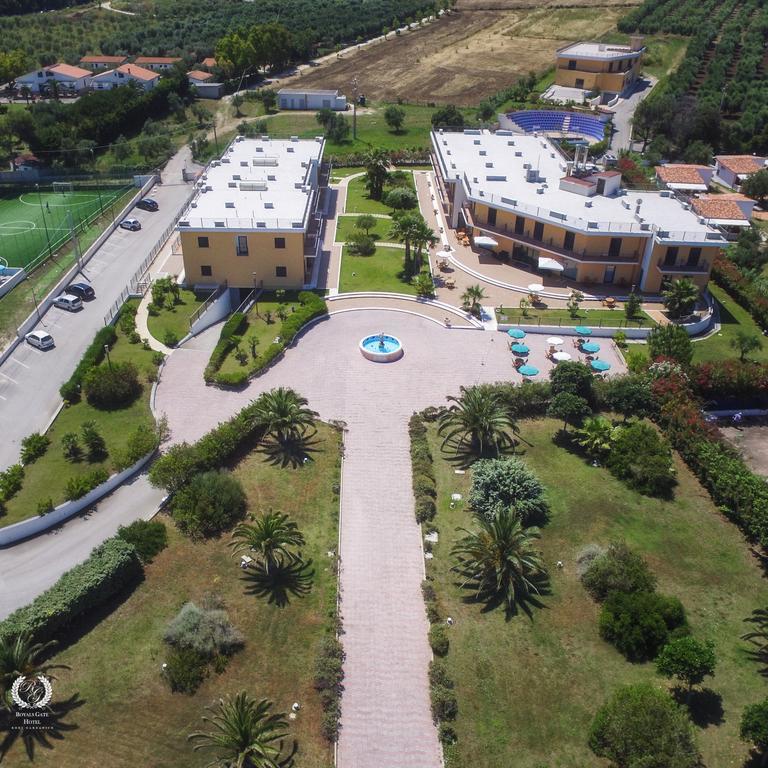 Royals Gate Otel Rodi Garganico Dış mekan fotoğraf